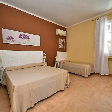 Domus Regia 奧爾比亞