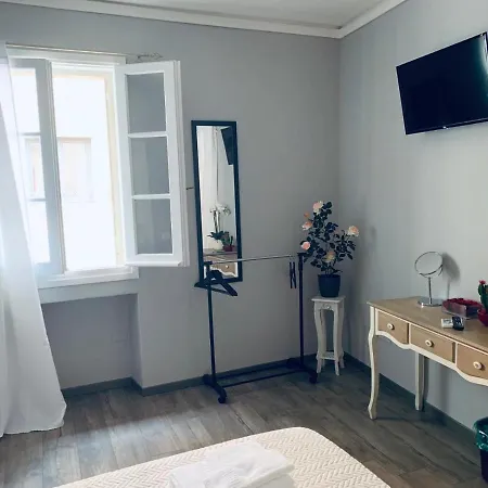 Domus Regia 招待所 3*