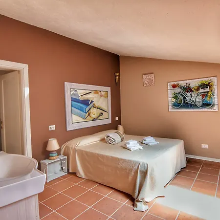 Pensionat Domus Regia Olbia