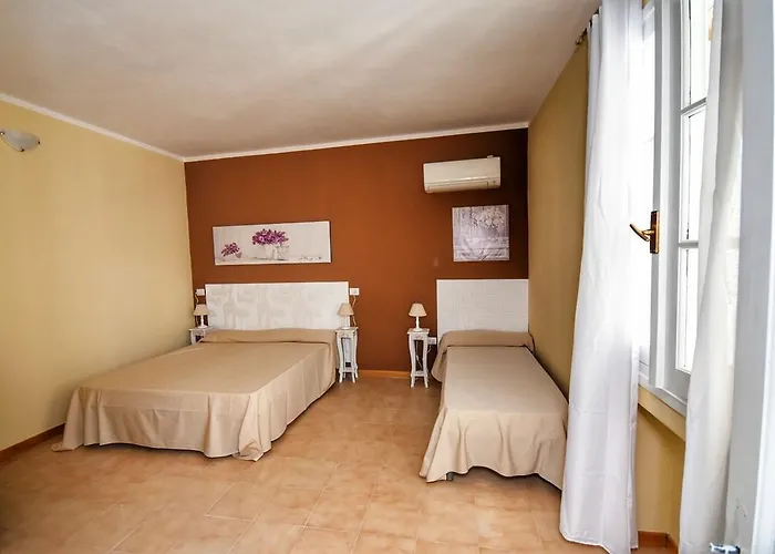 Pensjonat Domus Regia Olbia