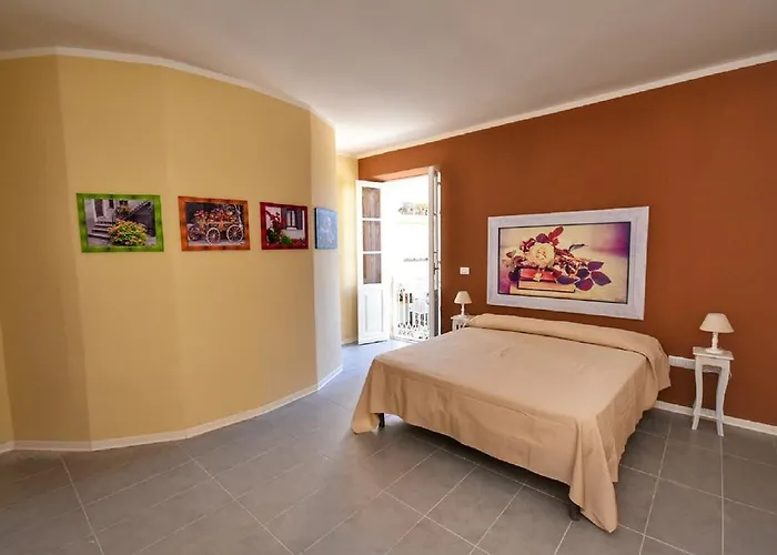 Domus Regia Pensjonat 3*